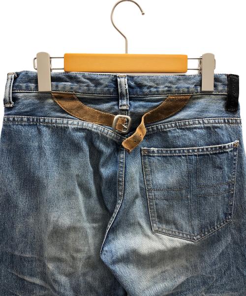 ISAMU KATAYAMA BACKLASH（イサムカタヤマ・バックラッシュ）ISAMU KATAYAMA BACKLASH (イサムカタヤマ・バックラッシュ) ダメージデニムパンツ COTTON（コットン）100%シルケット13.5oz（オンス）デニム ブルー サイズ:XSの古着・服飾アイテム