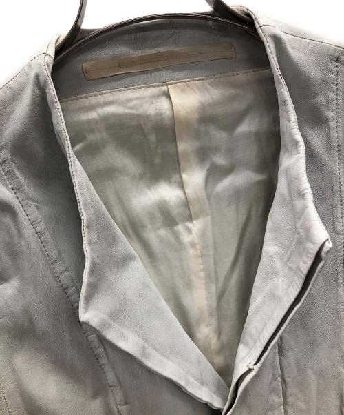 JULIUS（ユリウス）JULIUS (ユリウス) レザーコート ライトグレー サイズ:2の古着・服飾アイテム