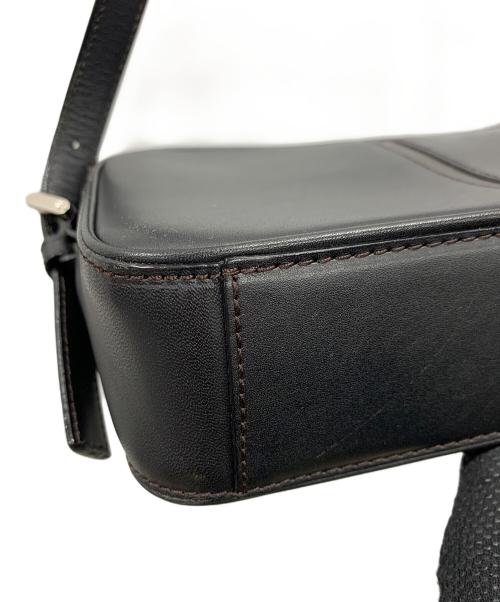 BURBERRY（バーバリー）BURBERRY (バーバリー) レザーショルダーバッグ ブラック サイズ:実寸サイズにてご確認ください。の古着・服飾アイテム