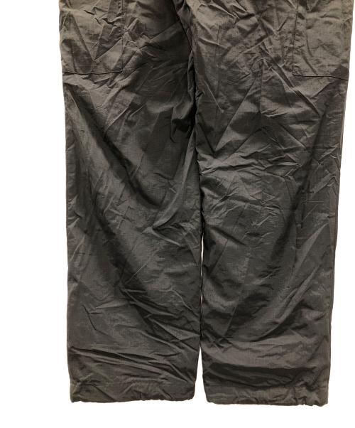 stussy（ステューシー）stussy (ステューシー) ナイロンパンツ Nylon Ripstop Surplus Cargo（ナイロン リップストップ サープラス カーゴ） ブラック サイズ:Mの古着・服飾アイテム