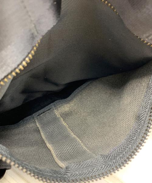 PORTER（ポーター）PORTER (ポーター) ショルダーバッグ　HEAT（ヒート）  MESSENGER BAG（メッセンジャーバッグ） ブラック サイズ:実寸サイズにてご確認下さい。の古着・服飾アイテム