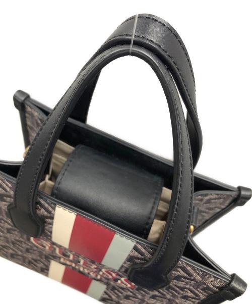 GUESS（ゲス）GUESS (ゲス) 2WAYバッグ ハンドバッグ ショルダーバッグ SILVANA Mini Tote（シルバナ ミニ トート） レッド×グレー サイズ:実寸サイズにてご確認ください。の古着・服飾アイテム