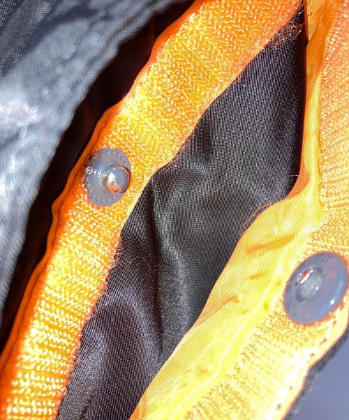 PORTER（ポーター）PORTER (ポーター) リュック BACKPACK（バックパック） ブラック×オレンジ サイズ:実寸サイズにてご確認ください。の古着・服飾アイテム