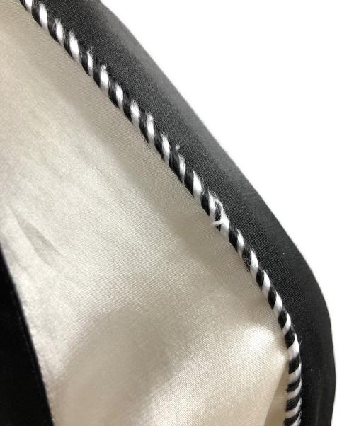 JohnUNDERCOVER（ジョンアンダーカバー）JohnUNDERCOVER (ジョンアンダーカバー) スカジャン ブラック×ホワイト サイズ:4の古着・服飾アイテム