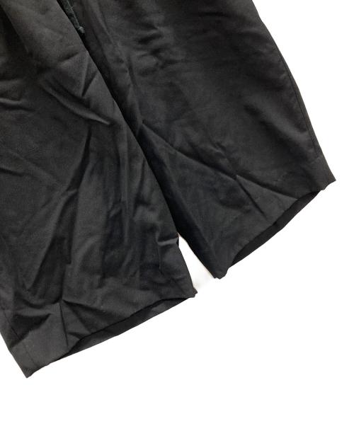 COMME des GARCONS HOMME PLUS（コムデギャルソンオムプリュス）COMME des GARCONS HOMME PLUS (コムデギャルソンオムプリュス) パンツ ウールギャバクロップドパンツ ブラック サイズ:XSの古着・服飾アイテム