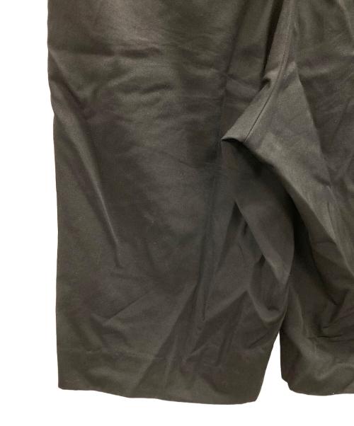 COMME des GARCONS HOMME PLUS（コムデギャルソンオムプリュス）COMME des GARCONS HOMME PLUS (コムデギャルソンオムプリュス) パンツ ウールギャバクロップドパンツ ブラック サイズ:XSの古着・服飾アイテム