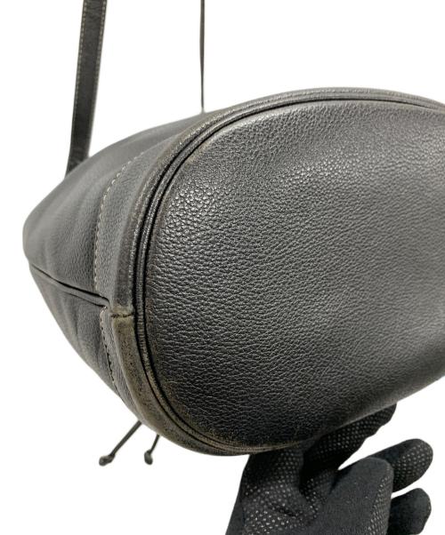 Yves Saint Laurent（イヴサンローラン）Yves Saint Laurent (イヴサンローラン) ショルダー巾着バッグ ブラック サイズ:実寸サイズにてご確認ください。の古着・服飾アイテム