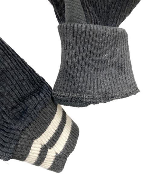 Champion REVERSE WEAVE（チャンピオン リバース ウィーブ）Champion REVERSE WEAVE (チャンピオン リバース ウィーブ) パーカー CORDUROY CROPPED HOODIE（コーデュロイ クロップド フーディ） ブラック サイズ:JPN Sの古着・服飾アイテム