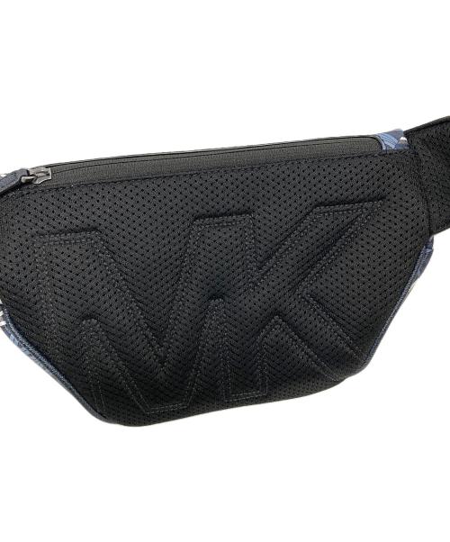 MICHAEL KORS（マイケル・コース）MICHAEL KORS (マイケルコース) ウエストバッグ ユーティリティベルトバッグ ブルー サイズ:実寸サイズにてご確認ください。の古着・服飾アイテム