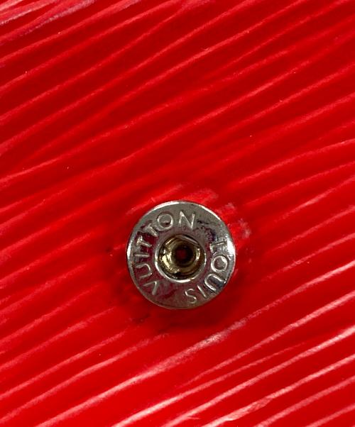 LOUIS VUITTON（ルイ ヴィトン）LOUIS VUITTON (ルイ ヴィトン) 3つ折り財布 エピ ポルトフォイユ ヴィクトリーヌ レッド サイズ:実寸サイズにてご確認ください。の古着・服飾アイテム