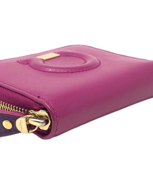 Salvatore Ferragamo（サルヴァトーレ フェラガモ）Salvatore Ferragamo (サルヴァトーレ フェラガモ) 2つ折り財布 GANCINI (ガンチーニ) パープル サイズ:実寸サイズにてご確認ください。の古着・服飾アイテム