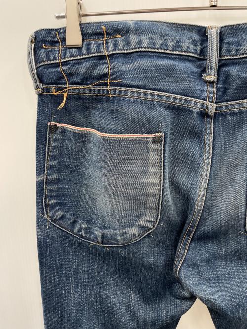 KURO（クロ）KURO (クロ) ダメージデニムパンツ インディゴ サイズ:実寸サイズにてご確認下さい。の古着・服飾アイテム