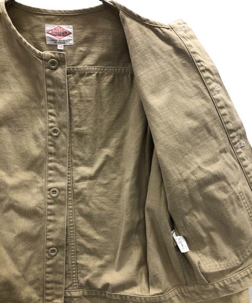 DANTON（ダントン）DANTON (ダントン) ノーカラージャケット COTTON TWILL COLLARLESS BLOUSON（コットン トゥイル コラレス ブルゾン） ベージュ サイズ:38の古着・服飾アイテム