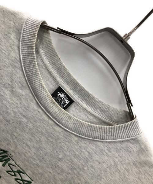 stussy（ステューシー）stussy (ステューシー) スウェット Regal Applique Crew（リーガル アプリケ クルー） ライトグレー サイズ:Sの古着・服飾アイテム