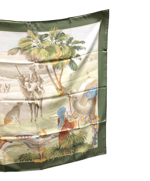 Salvatore Ferragamo（サルヴァトーレ フェラガモ）Salvatore Ferragamo (サルヴァトーレ フェラガモ) スカーフ サイズ:実寸サイズにてご確認ください。 未使用品の古着・服飾アイテム