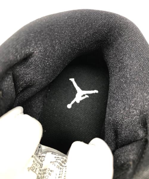 NIKE（ナイキ）NIKE (ナイキ) ハイカットスニーカー WMNS AIR JORDAN 1 MID(ウィメンズ エア ジョーダン 1 ミッド) ブラック×ホワイト サイズ:24.5cmの古着・服飾アイテム