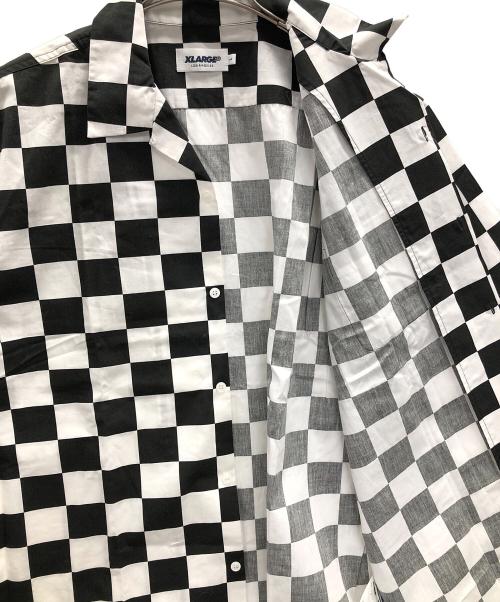 X-LARGE（エクストララージ）X-LARGE (エクストララージ) オープンカラーシャツ ブラック×ホワイト サイズ:L 未使用品の古着・服飾アイテム