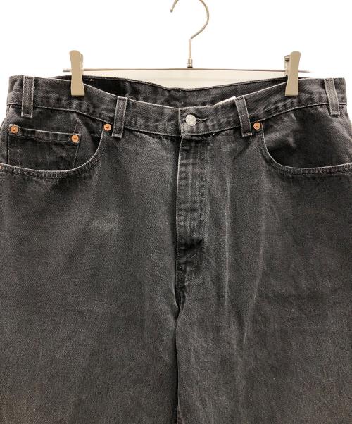LEVI'S（リーバイス）LEVI'S (リーバイス) ブラックデニム 55 RELAXED FIT（550 リラックス フィット） ブラック サイズ:W40 L30の古着・服飾アイテム
