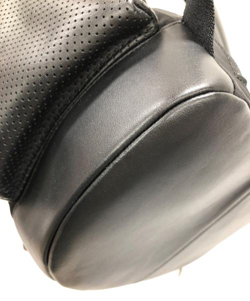 COACH（コーチ）COACH (コーチ) リュック パーフォレイテッド バックパック ブラック×イエロー サイズ:実寸サイズにてご確認ください。の古着・服飾アイテム