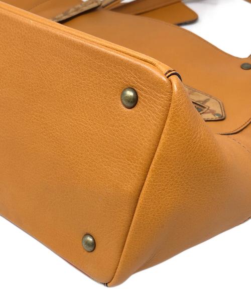 DAKOTA（ダコタ）DAKOTA (ダコタ) レザートートバッグ チーザレ 鳥プリント キャメル サイズ:実寸サイズにてご確認ください。の古着・服飾アイテム