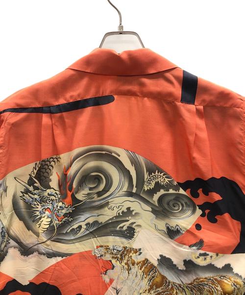 Sun Surf（サンサーフ）Sun Surf (サンサーフ) アロハシャツ SPECIAL EDITION “DRAGON & TIGER” オレンジ×ブラック サイズ:Mの古着・服飾アイテム