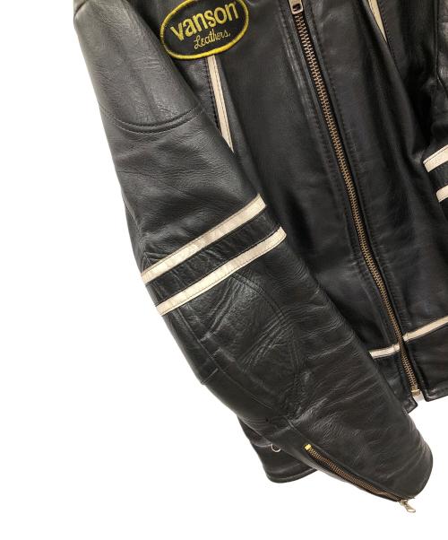VANSON（バンソン）VANSON (バンソン) レザーライダースジャケット ブラック×ホワイト サイズ:40の古着・服飾アイテム