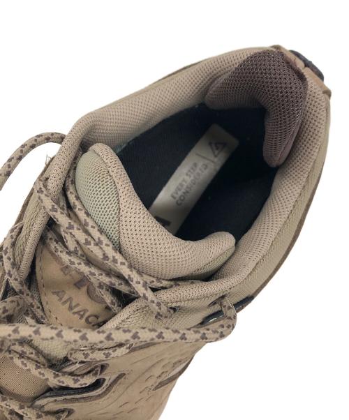 HOKAONEONE（ホカオネオネ）HOKAONEONE (ホカオネオネ) スニーカー ANACAPA LOW GTX DUNE（アナカパローGTXデューン） ベージュ サイズ:25.5cmの古着・服飾アイテム