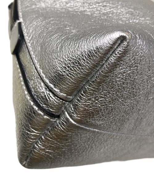 GIANNI CHIARINI（ジャンニ キアリーニ）GIANNI CHIARINI (ジャンニ キアリーニ) 2WAYバッグ ハンドバッグ ショルダーバッグ シルバー サイズ:実寸サイズにてご確認ください。の古着・服飾アイテム
