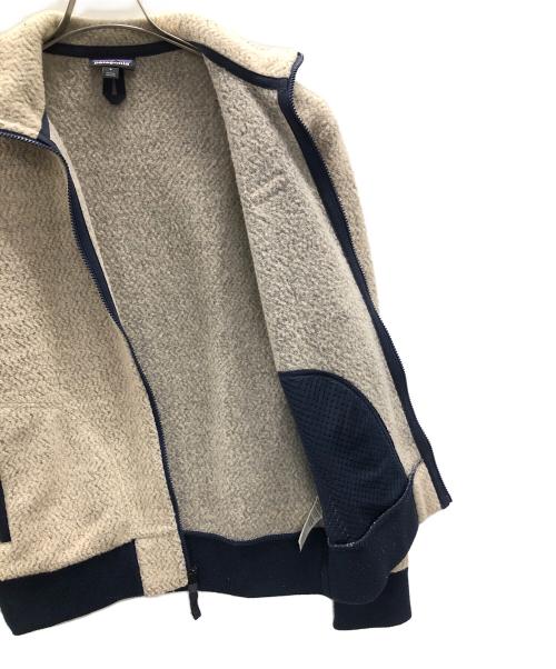 Patagonia（パタゴニア）Patagonia (パタゴニア) フリースジャケット ベージュ×ネイビー サイズ:Sの古着・服飾アイテム