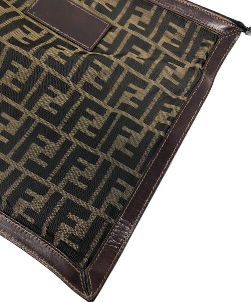 FENDI（フェンディ）FENDI (フェンディ) クラッチバッグ ズッカ サイズ:実寸サイズにてご確認ください。の古着・服飾アイテム