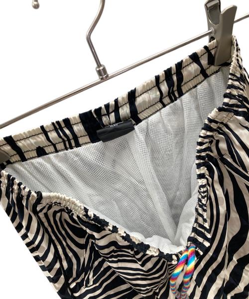 COOL T.M（クールティーエム）COOL T.M (クールティーエム) ZEBRA TRACKSUIT PANTS（ゼブラ トラックスーツ パンツ） ホワイト×ブラック サイズ:Mの古着・服飾アイテム