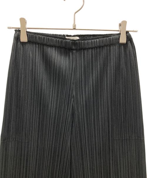 ISSEY MIYAKE（イッセイミヤケ）ISSEY MIYAKE (イッセイミヤケ) イージーパンツ PLEATS PLEASE（プリーツ プリーズ） ブラック サイズ:2の古着・服飾アイテム