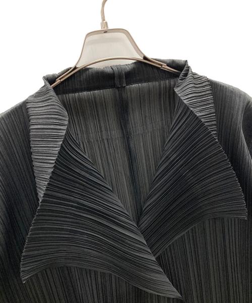 ISSEY MIYAKE（イッセイミヤケ）ISSEY MIYAKE (イッセイミヤケ) ロングカーディガン PLEATS PLEASE（プリーツ プリーズ） ブラック サイズ:3の古着・服飾アイテム