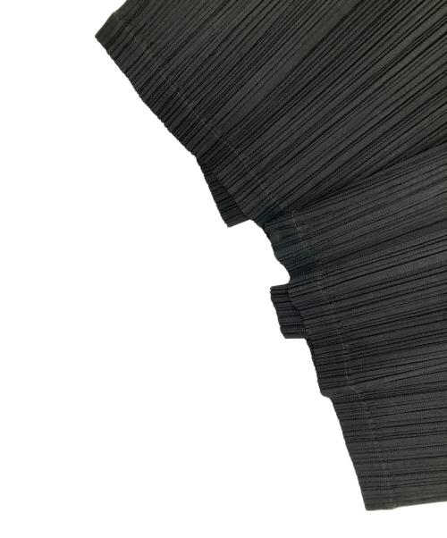ISSEY MIYAKE（イッセイミヤケ）ISSEY MIYAKE (イッセイミヤケ) ロングカーディガン PLEATS PLEASE（プリーツ プリーズ） ブラック サイズ:3の古着・服飾アイテム