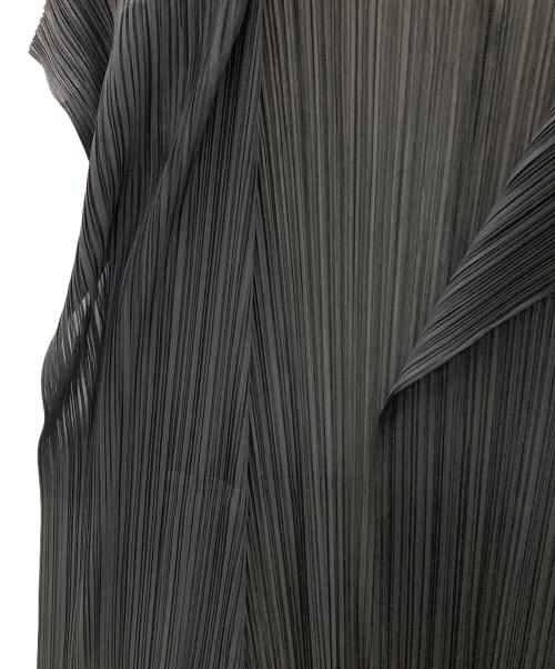 ISSEY MIYAKE（イッセイミヤケ）ISSEY MIYAKE (イッセイミヤケ) ロングカーディガン PLEATS PLEASE（プリーツ プリーズ） ブラック サイズ:3の古着・服飾アイテム