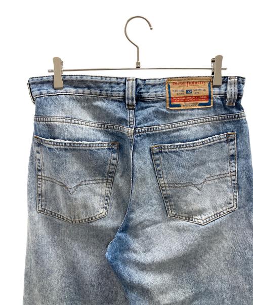 DIESEL（ディーゼル）DIESEL (ディーゼル) デニムパンツ ブルー サイズ:実寸サイズにてご確認くださいの古着・服飾アイテム