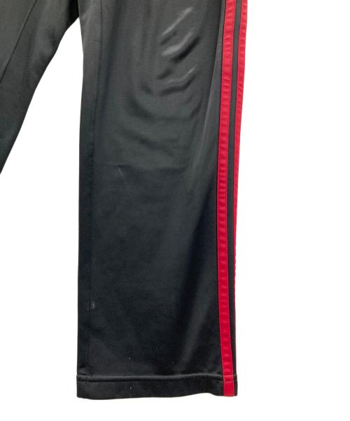 adidas（アディダス）adidas (アディダス) トラックパンツ ブラック×レッド サイズ:Oの古着・服飾アイテム