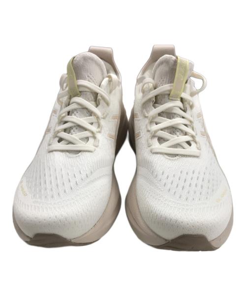 asics（アシックス）asics (アシックス) ローカットスニーカー GEL-NIMBUS 27 (ゲルニバス 27) アイボリー サイズ:25cmの古着・服飾アイテム