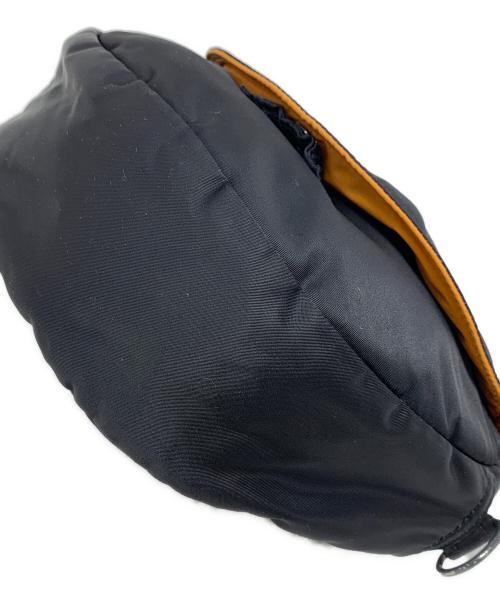 PORTER（ポーター）PORTER (ポーター) ショルダーバッグ ブラック×オレンジ サイズ:実寸サイズにてご確認ください。の古着・服飾アイテム