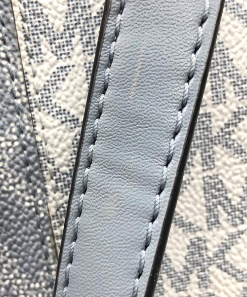 MICHAEL KORS（マイケル・コース）MICHAEL KORS (マイケルコース) リュック リア ジップ ミディアム バックパック スカイブルー サイズ:実寸サイズにてご確認ください。の古着・服飾アイテム