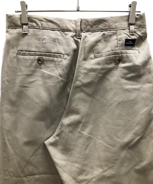 DOCKERS（ドッカーズ）DOCKERS (ドッカーズ) パンツ Loose Fit Eighty-Six Original Pleated Chino Pants（ルーズ フィット 86 オリジナル プリーツ チノ パンツ） ベージュ サイズ:W42 L32の古着・服飾アイテム