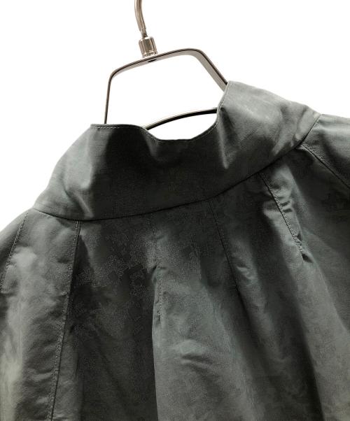 US ARMY（ユーエスアーミー）US ARMY (ユーエスアーミー) ナイロンジャケット IPFU JACKET（フィットネス ユニフォーム ジャケット） ライトグレー サイズ:MEDIUM/REGULARの古着・服飾アイテム