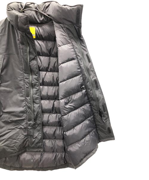 GRIP SWANY（グリップスワニー）GRIP SWANY (グリップスワニー) ダウンジャケット モンスターパーカー ブラック サイズ:Lの古着・服飾アイテム