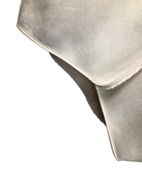 PASSIONE（パシオーネ）PASSIONE (パシオーネ) コート ノーカラーリバーシブルボアジャケット アイボリー サイズ:38の古着・服飾アイテム