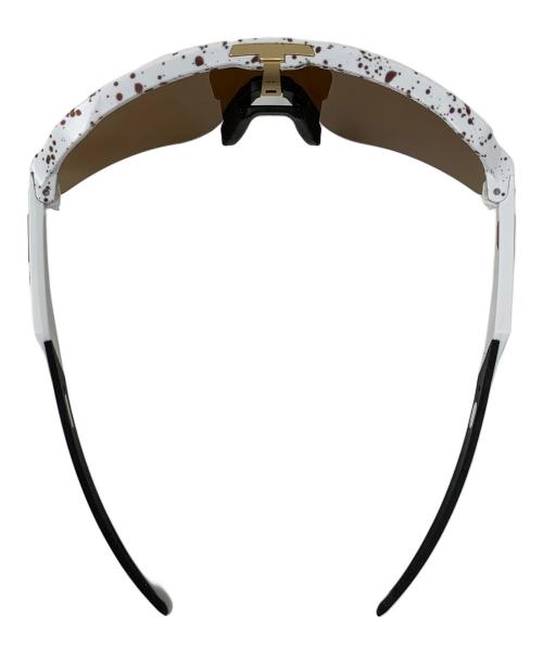 OAKLEY（オークリー）OAKLEY (オークリー) サングラス Sutro Lite Sweep(スートロライト スィープ） ホワイト サイズ:実寸サイズにてご確認ください。の古着・服飾アイテム