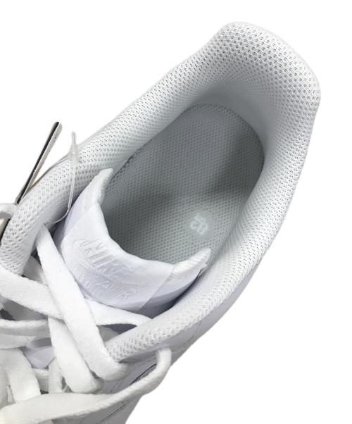 NIKE（ナイキ）NIKE (ナイキ) スニーカー AIR FORCE1 LOW '07（エアフォース1ロー07） ホワイト サイズ:27.5 未使用品の古着・服飾アイテム