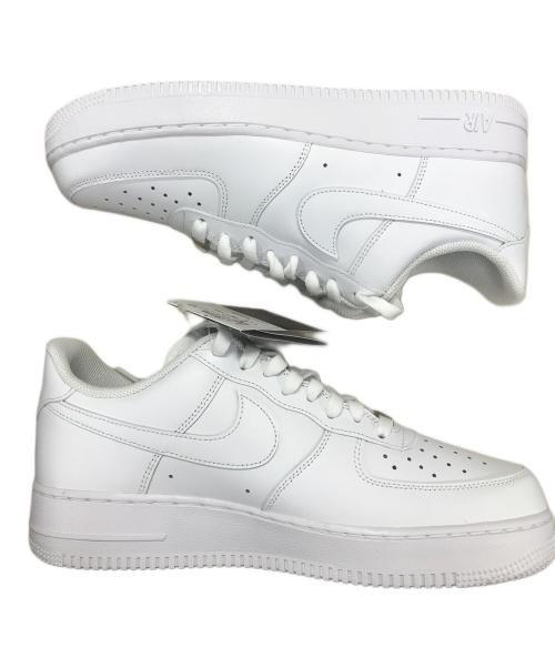 NIKE（ナイキ）NIKE (ナイキ) スニーカー AIR FORCE1 LOW '07（エアフォース1ロー07） ホワイト サイズ:27.5 未使用品の古着・服飾アイテム