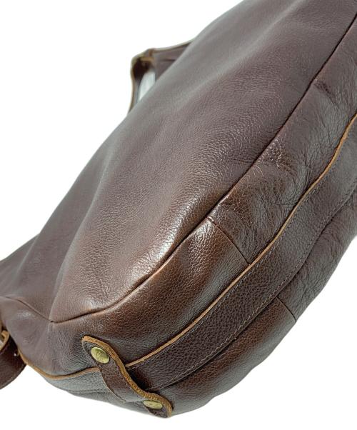 IL BISONTE（イル ビゾンテ）IL BISONTE (イル ビゾンテ) ワンショルダーバッグ ブラウン サイズ:実寸サイズにてご確認下さい。の古着・服飾アイテム