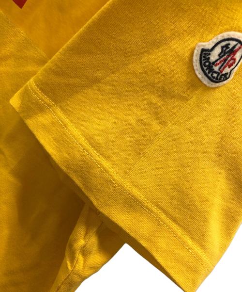 MONCLER（モンクレール）MONCLER (モンクレール) MAGLIA T-SHIRT（マリア ティーシャツ） ロゴプリント イエロー サイズ:Mの古着・服飾アイテム