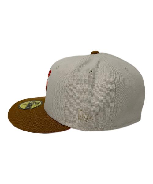 New Era（ニューエラ）New Era (ニューエラ) キャップ 59FIFTY（フィフティーナインフィフティー） ベージュ×ブラウン サイズ:58.7㎝の古着・服飾アイテム